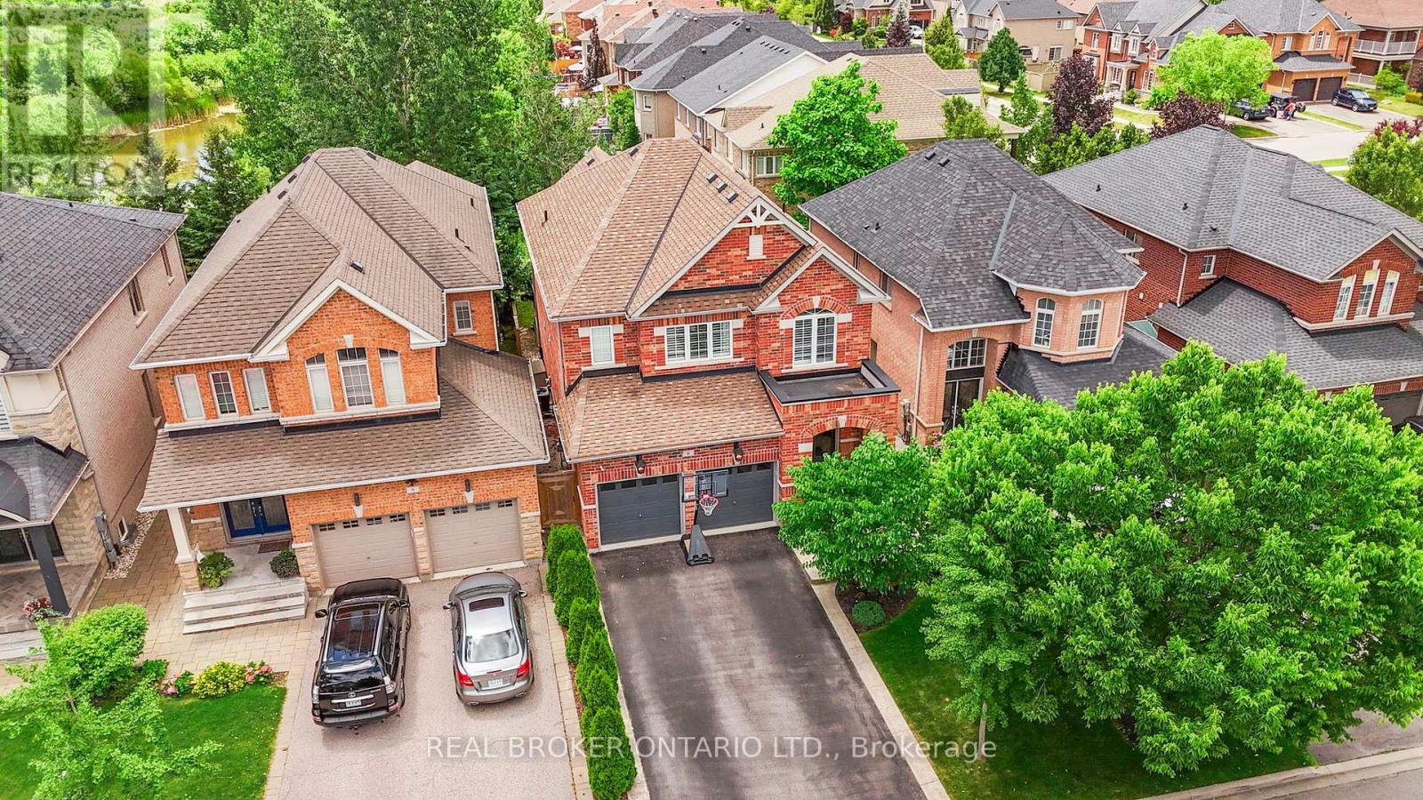 Property at 6 SILVER POND DRIVE image 3