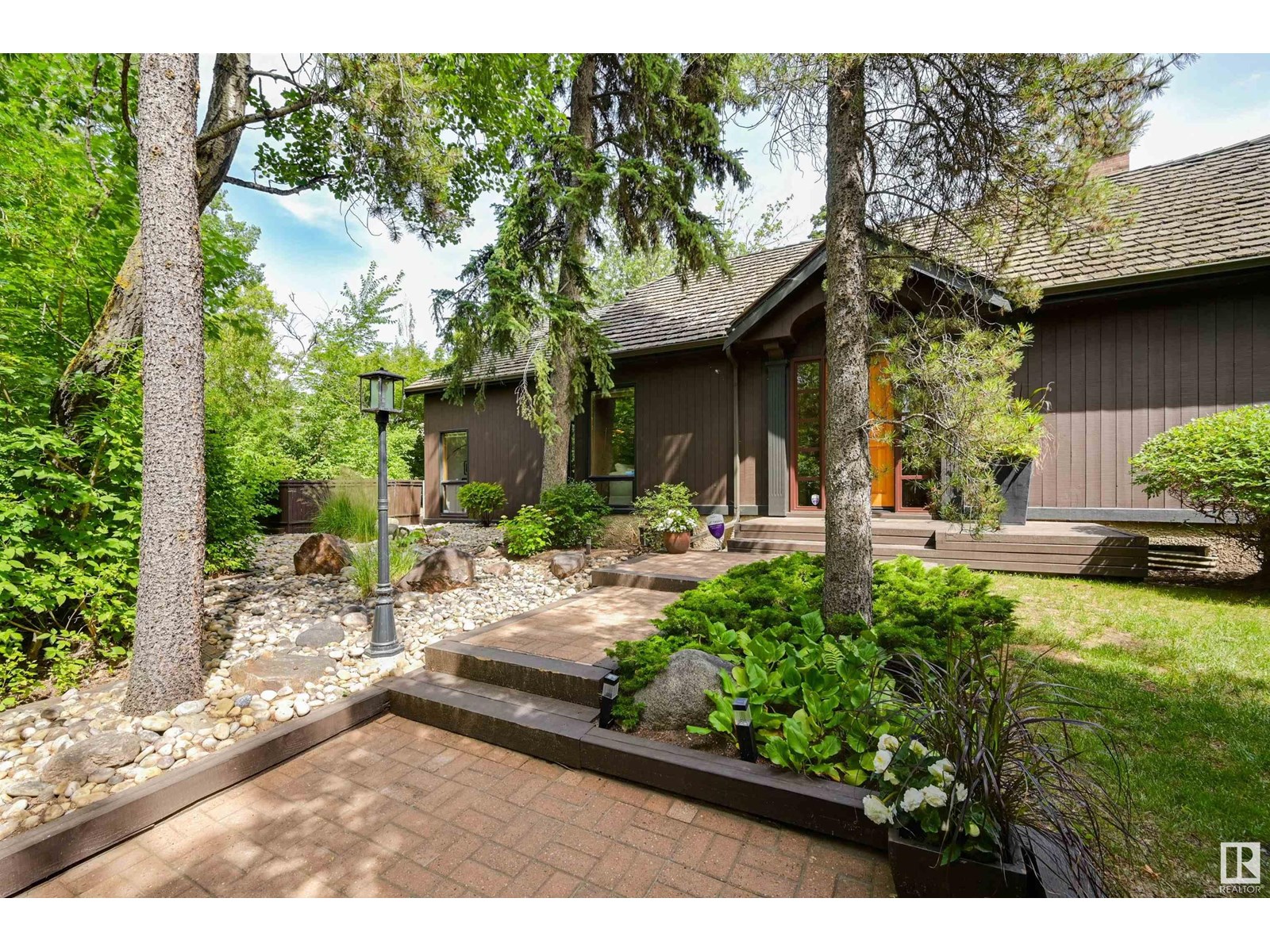 14232 Ravine Dr Nw, Edmonton, Alberta  T5N 3M2 - Photo 6 - E4446931