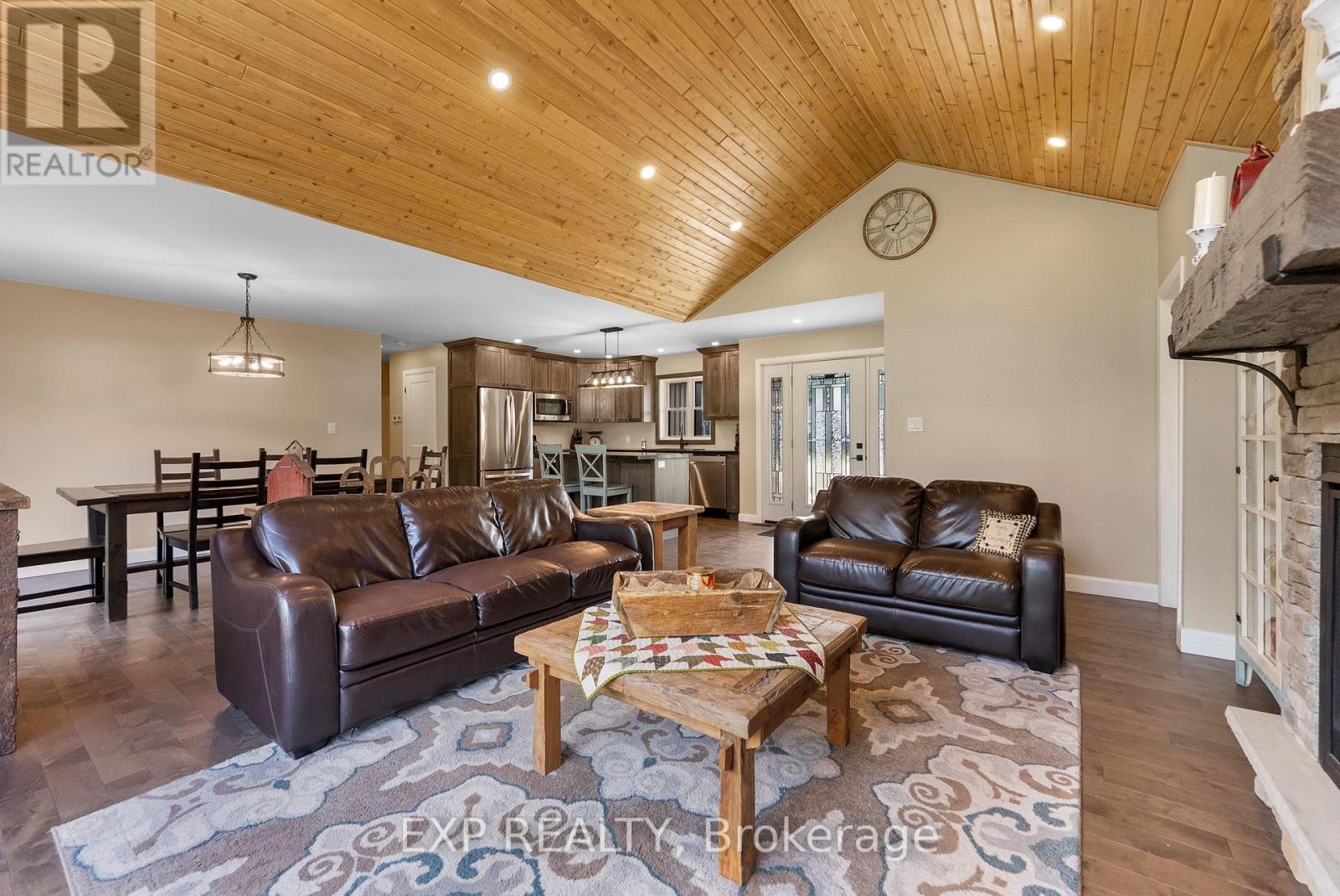 51 Yantha Crescent, Madawaska Valley, Ontario  K0J 1B0 - Photo 10 - X12276180