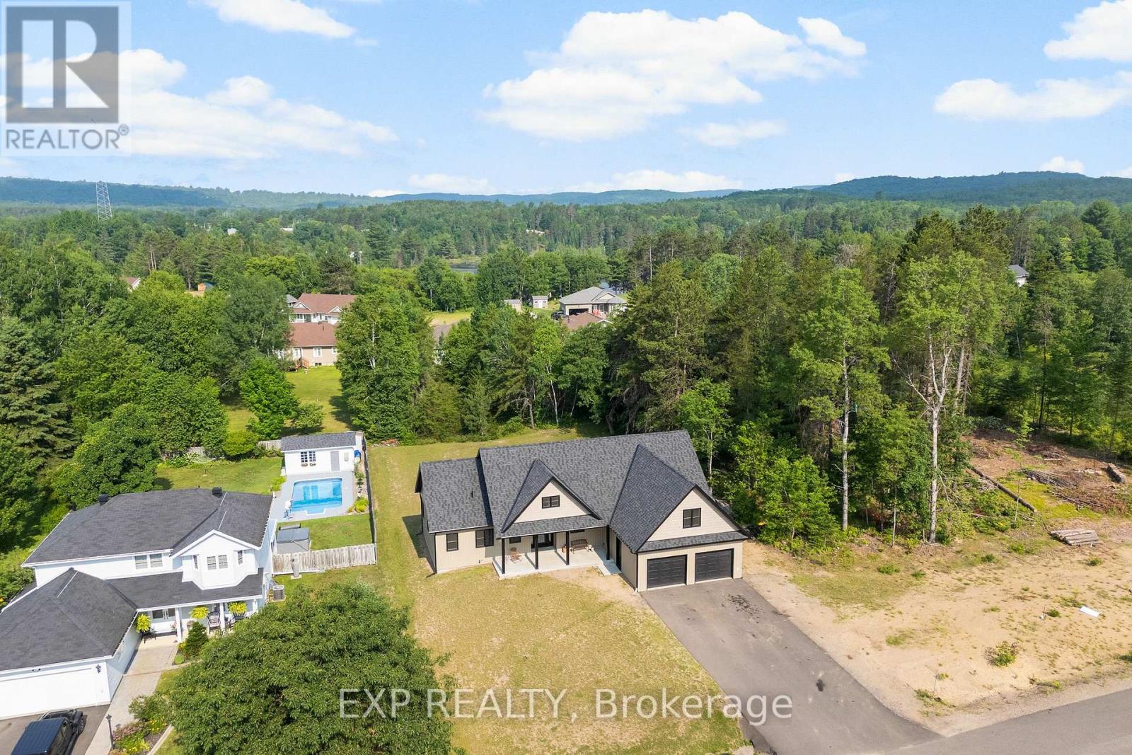 51 Yantha Crescent, Madawaska Valley, Ontario  K0J 1B0 - Photo 32 - X12276180