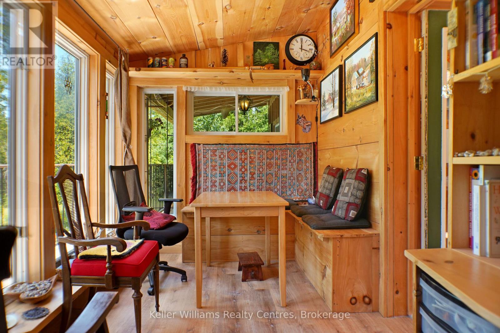 292 Whiskey Harbour Road, Northern Bruce Peninsula, Ontario  N0H 2T0 - Photo 15 - X12271482