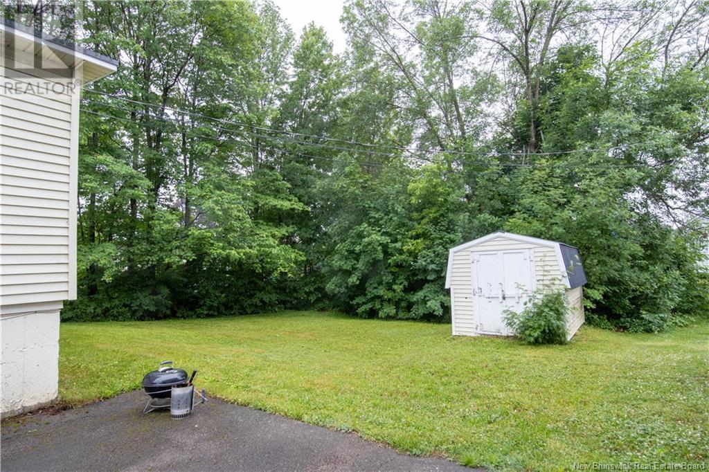 Property at 26 Westview Terrace image 4