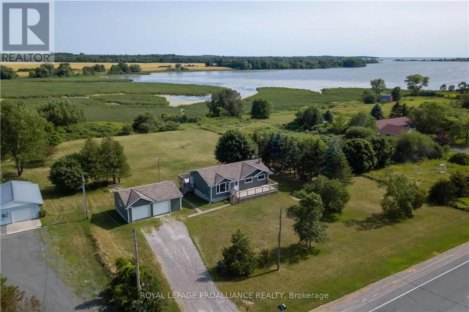 Property at 19185 LOYALIST PARKWAY image 4