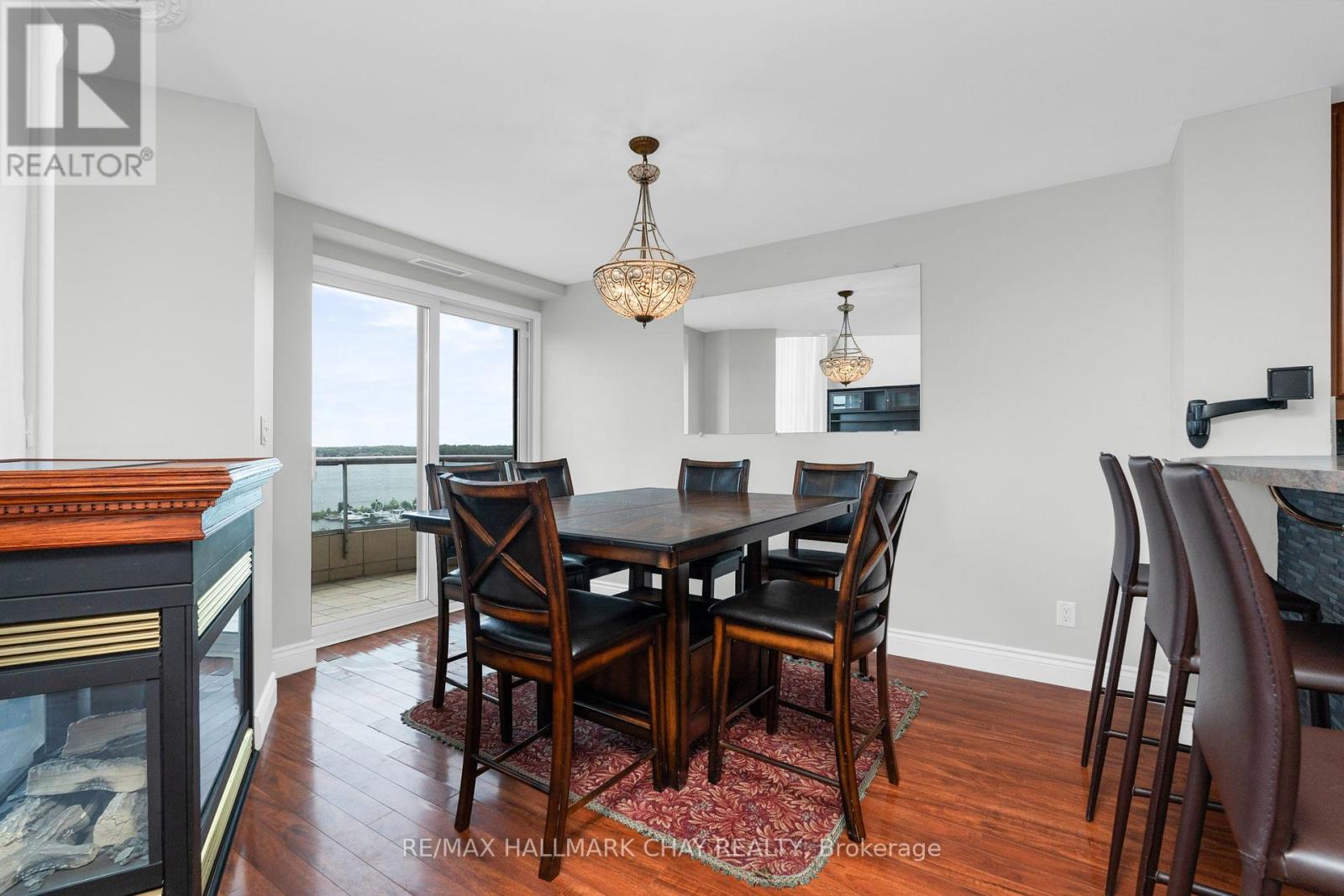 910 - 2 Toronto Street, Barrie, Ontario  L4N 9R2 - Photo 9 - S12276132