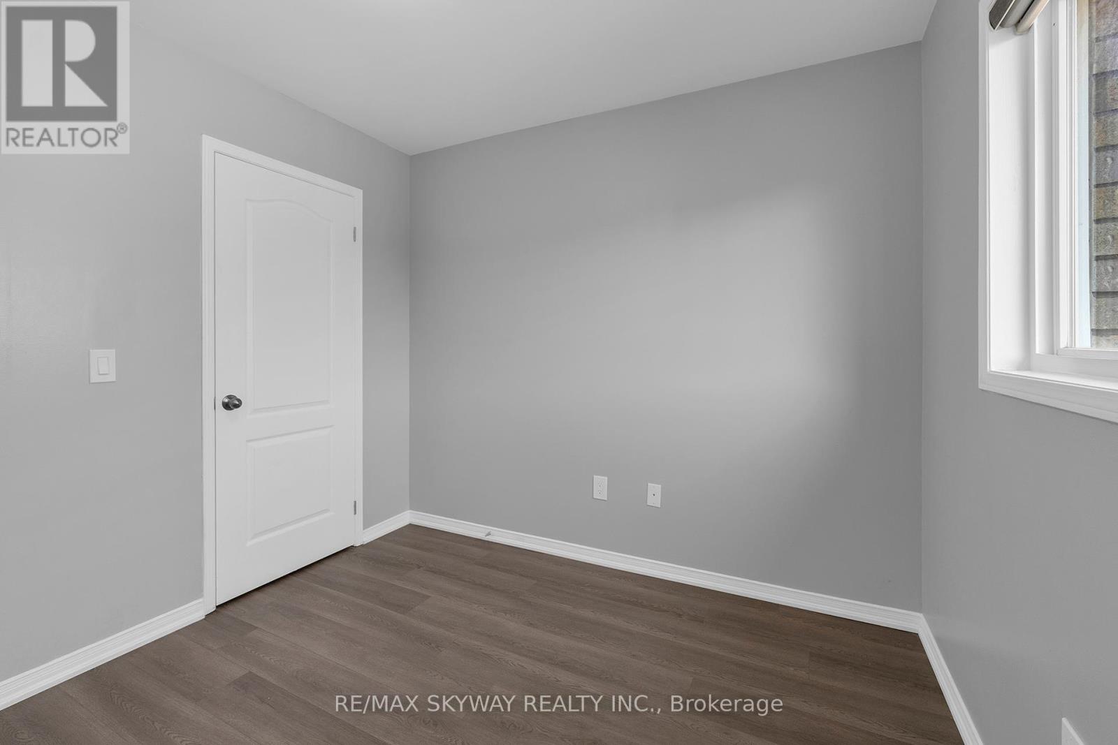 19 Rednor Drive, Brampton (Brampton East), Ontario  L6P 1P4 - Photo 32 - W12193651