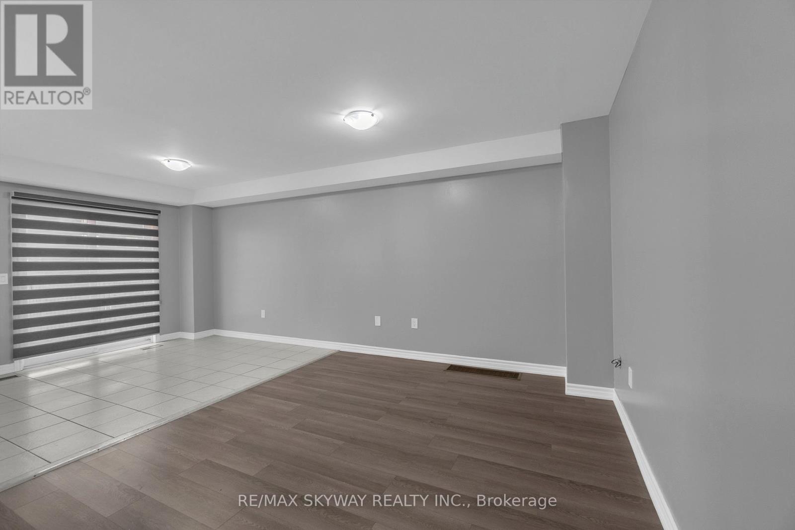 19 Rednor Drive, Brampton (Brampton East), Ontario  L6P 1P4 - Photo 10 - W12193651