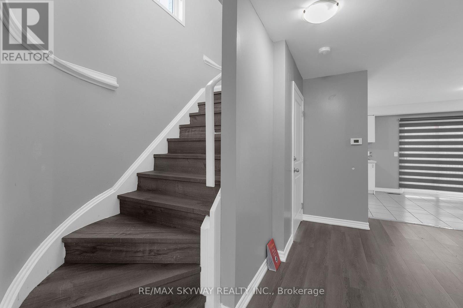 19 Rednor Drive, Brampton (Brampton East), Ontario  L6P 1P4 - Photo 21 - W12193651