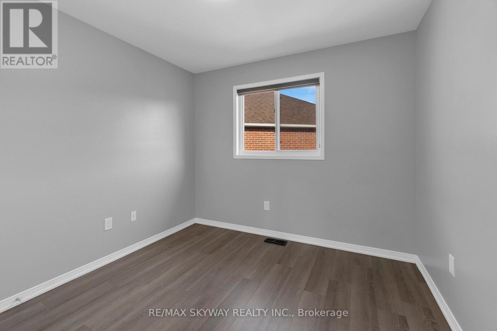 19 Rednor Drive, Brampton (Brampton East), Ontario  L6P 1P4 - Photo 31 - W12193651