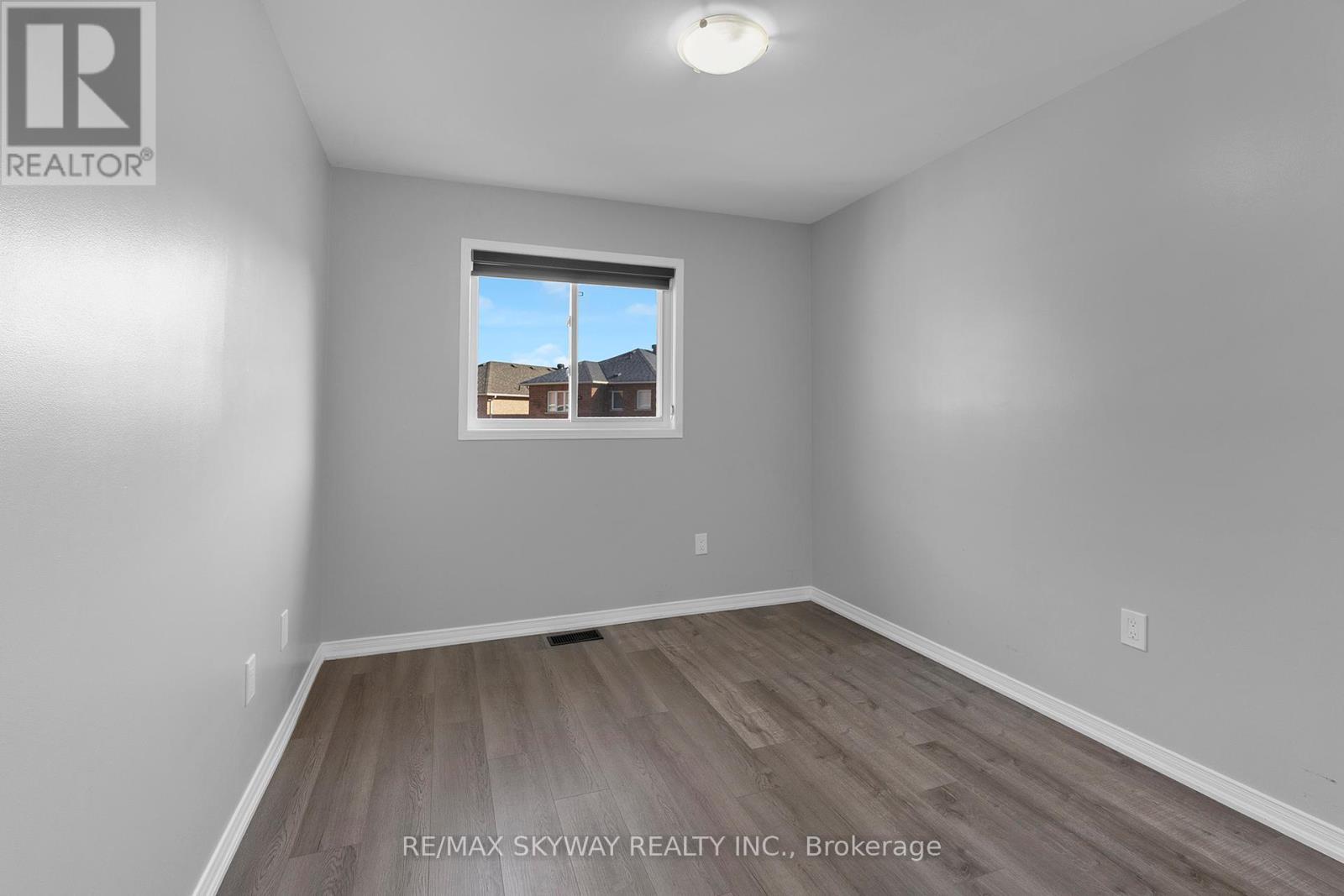 19 Rednor Drive, Brampton (Brampton East), Ontario  L6P 1P4 - Photo 29 - W12193651