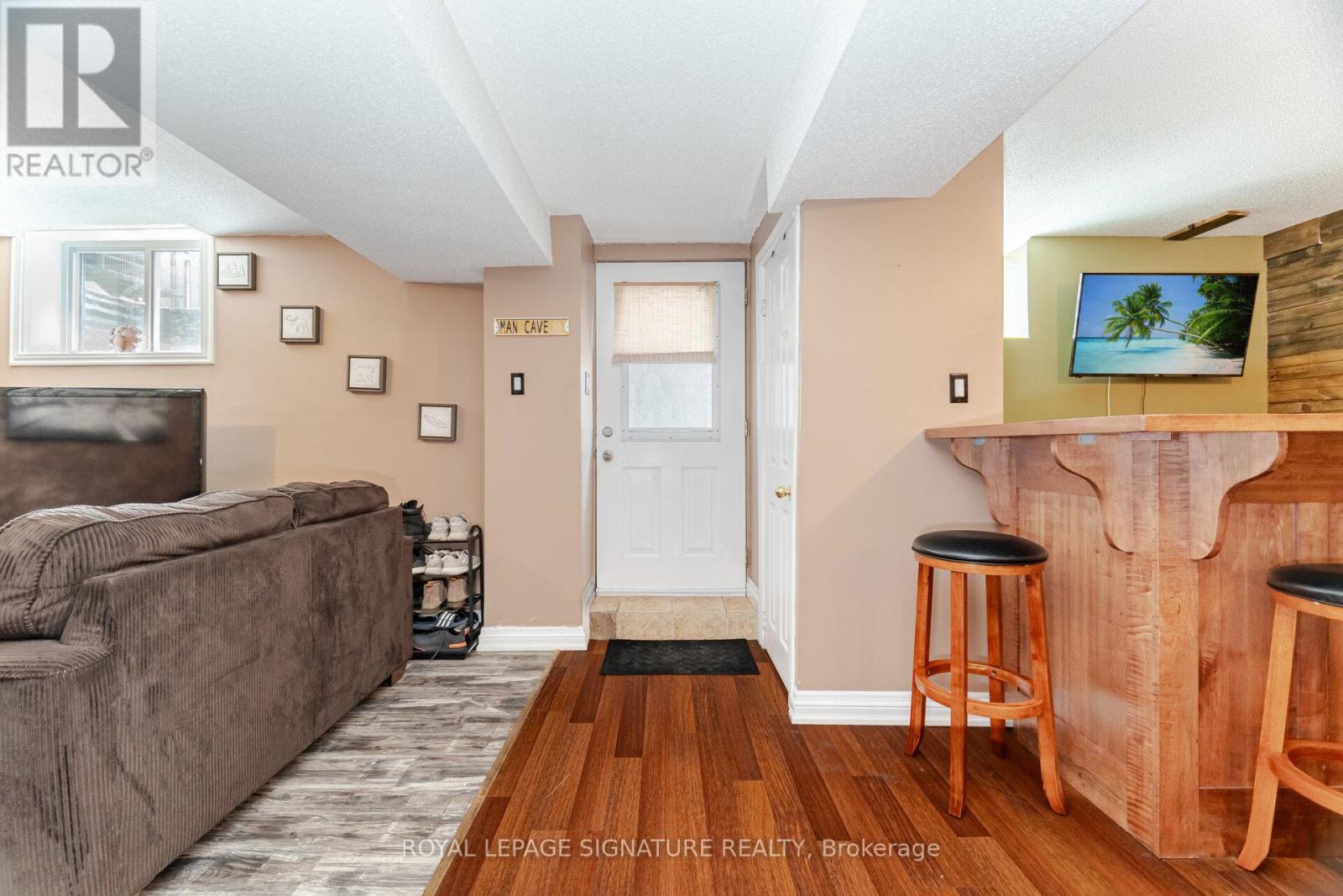 5448 Razorbill Court, Mississauga, Ontario  L5V 2C9 - Photo 43 - W12227241