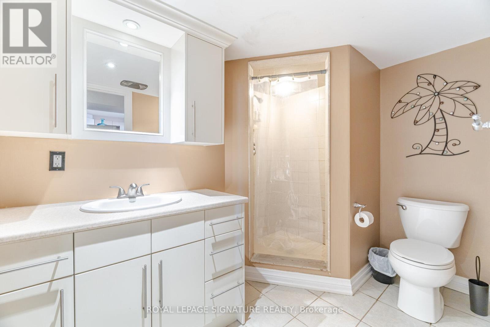 5448 Razorbill Court, Mississauga, Ontario  L5V 2C9 - Photo 39 - W12227241