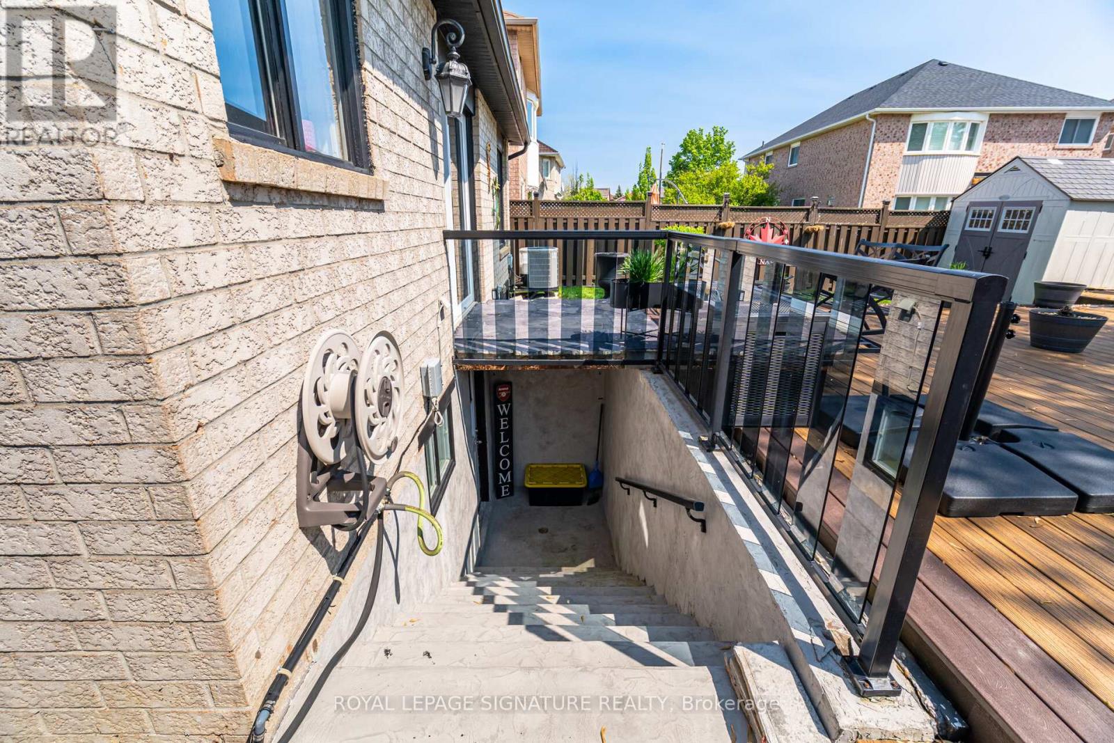 5448 Razorbill Court, Mississauga, Ontario  L5V 2C9 - Photo 44 - W12227241