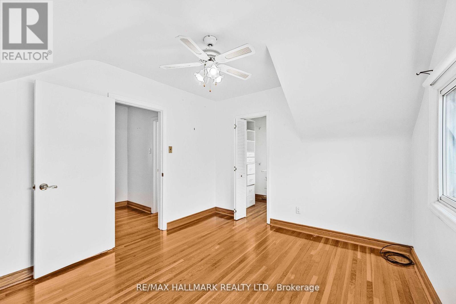 17 Tofield Crescent, Toronto, Ontario  M9W 2B8 - Photo 18 - W12275999