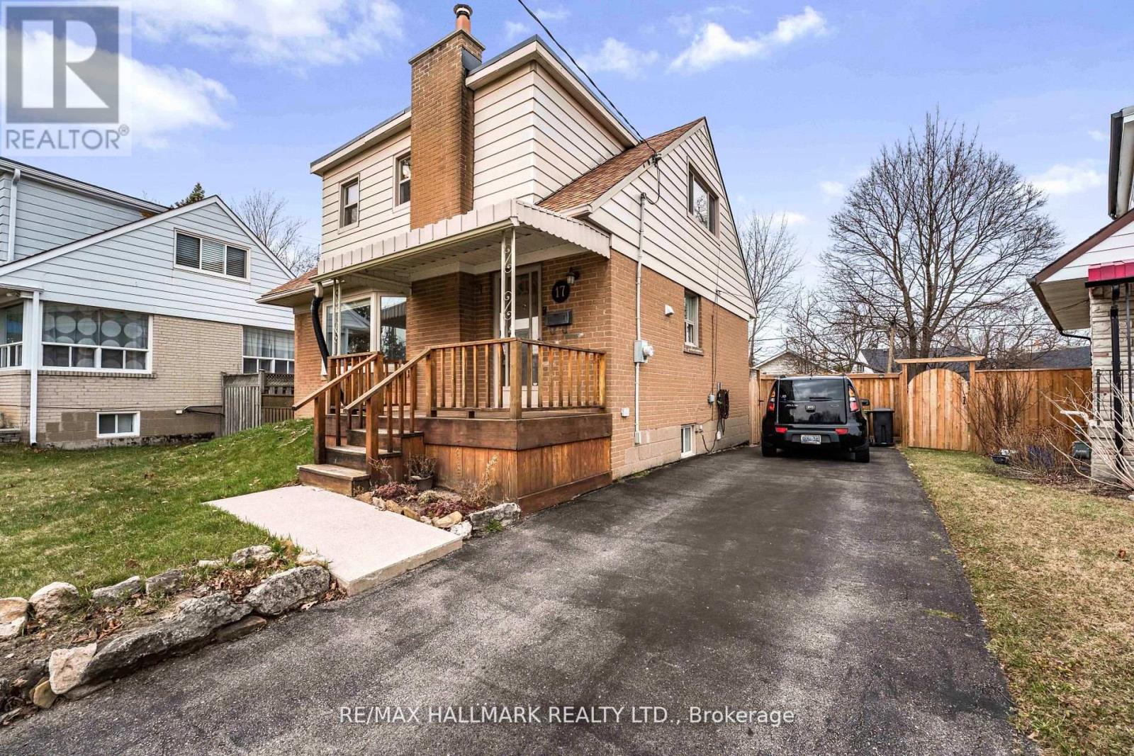 Property at 17 TOFIELD CRESCENT image 2
