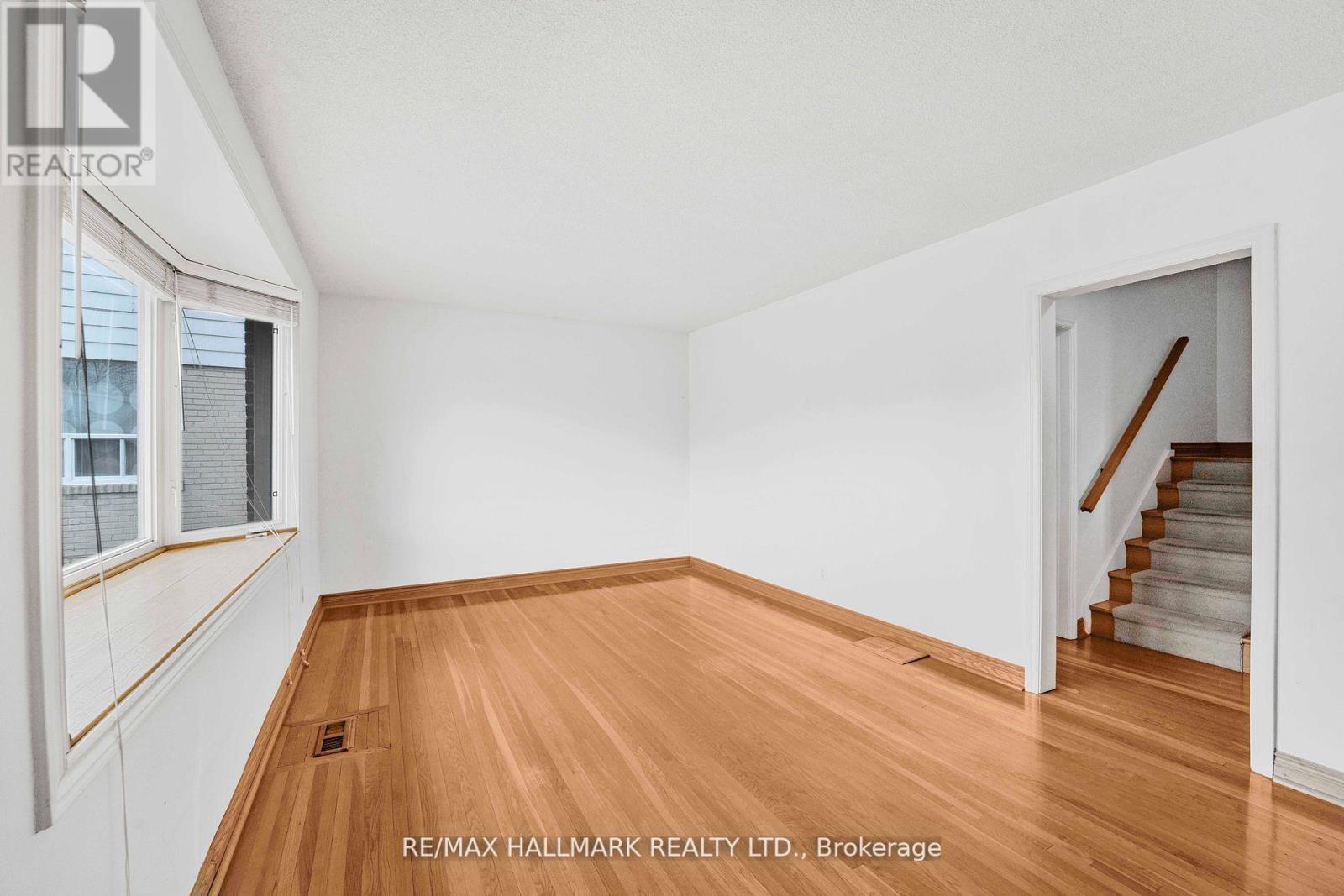 Property at 17 TOFIELD CRESCENT image 5