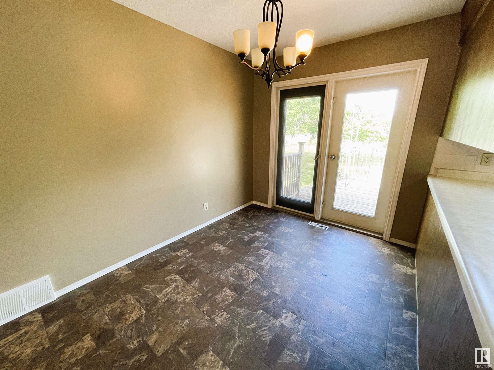 4818 49 St, Glendon, Alberta  T0A 1P0 - Photo 8 - E4446941