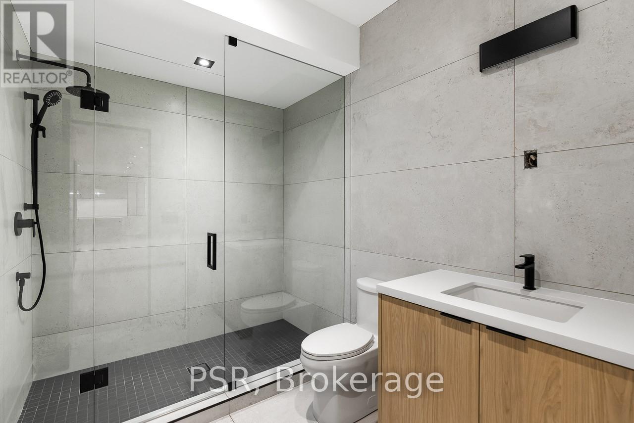22a Broadview Avenue, Mississauga (Port Credit), Ontario  L5H 2S9 - Photo 39 - W12276063