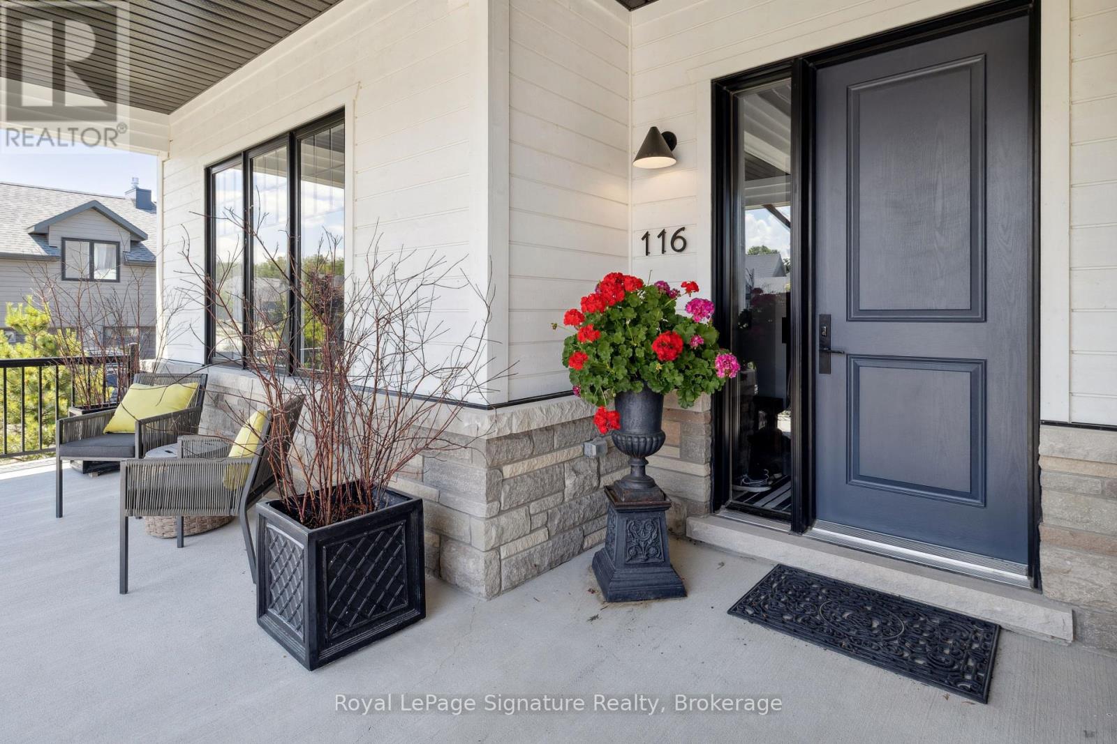 116 Timber Lane, Blue Mountains, Ontario  N0H 2P0 - Photo 5 - X12259189
