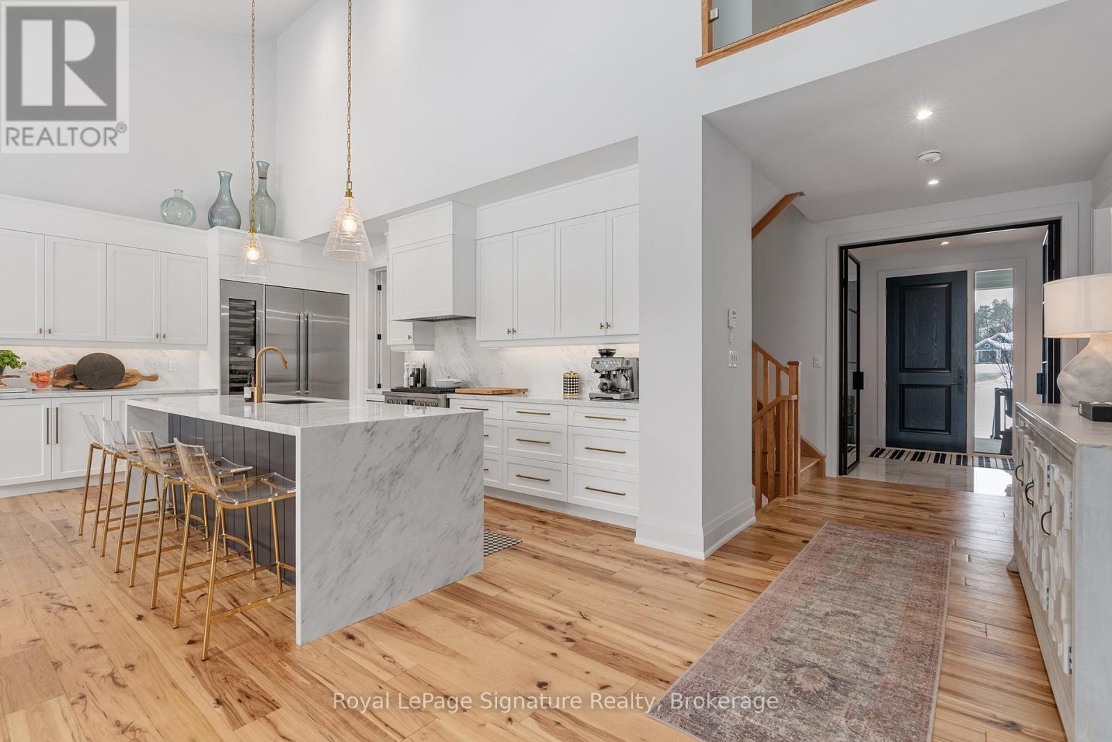 116 Timber Lane, Blue Mountains, Ontario  N0H 2P0 - Photo 9 - X12259189