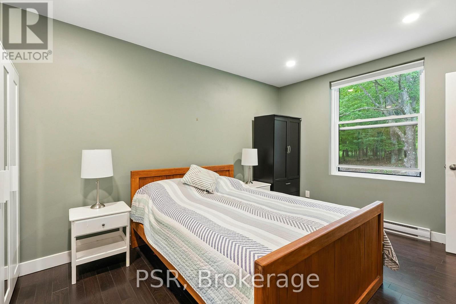 221 - 12 Bigwin Island, Lake Of Bays (Franklin), Ontario  P0B 1A0 - Photo 19 - X12276099