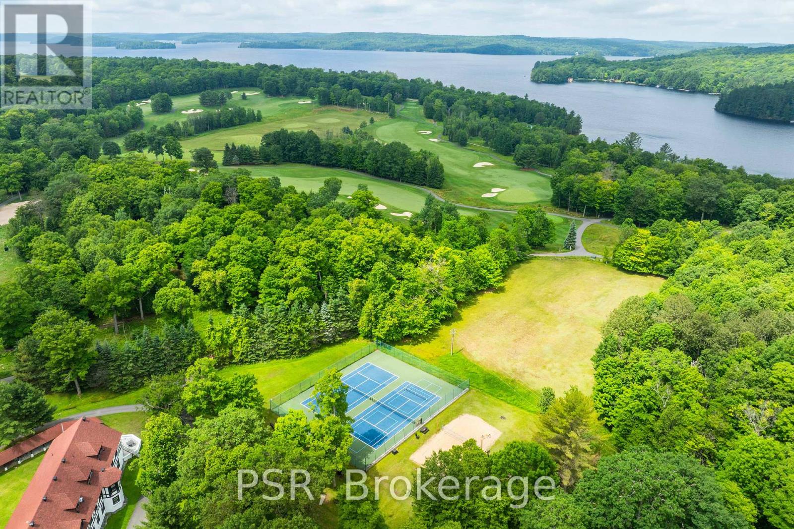 221 - 12 Bigwin Island, Lake Of Bays (Franklin), Ontario  P0B 1A0 - Photo 7 - X12276099