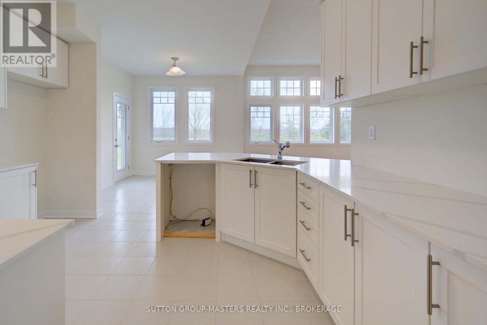 160 Country Club Drive, Loyalist (Bath), Ontario  K0H 1G0 - Photo 7 - X12276364