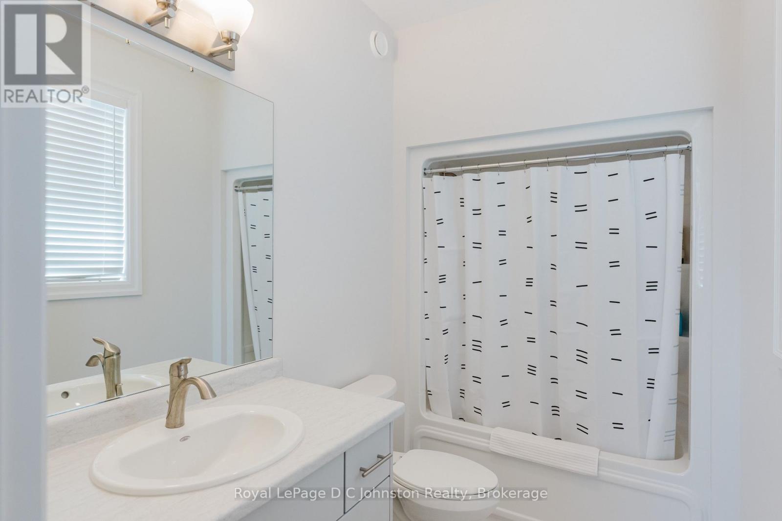 #1 & #2 - 400 Mary Rose Avenue, Saugeen Shores, Ontario  N0H 2C3 - Photo 16 - X12276290