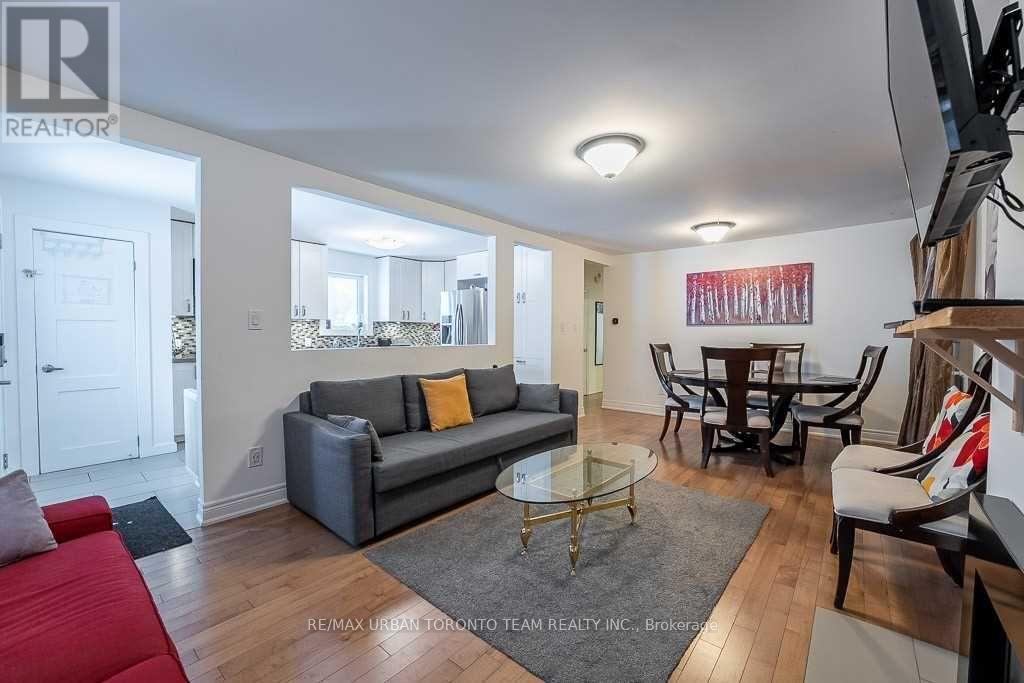 Main - 1277 Broadview Avenue, Toronto, Ontario  M4K 2T5 - Photo 7 - E12276227