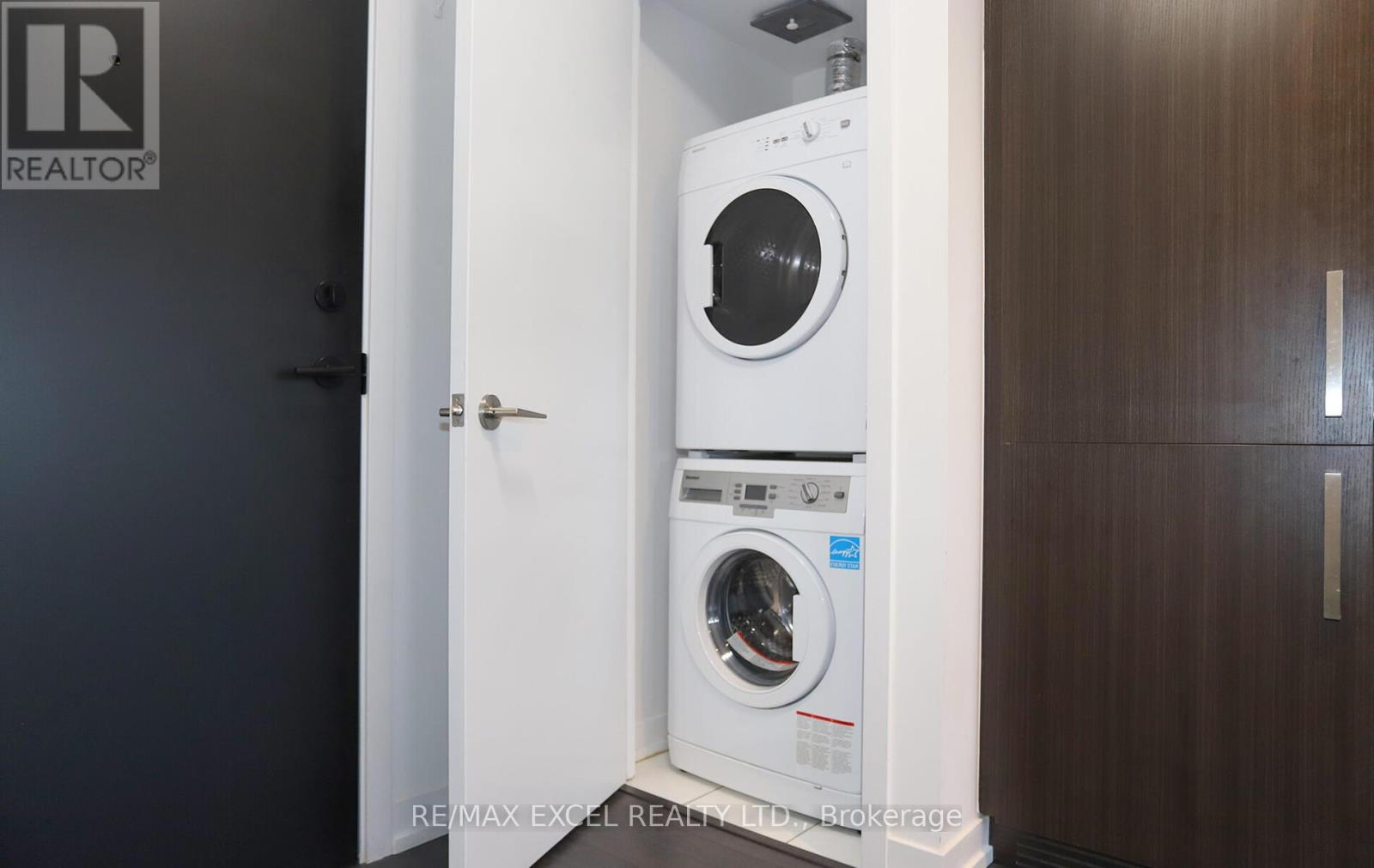 1804 - 125 Redpath Avenue, Toronto, Ontario  M4S 0B5 - Photo 17 - C12269055