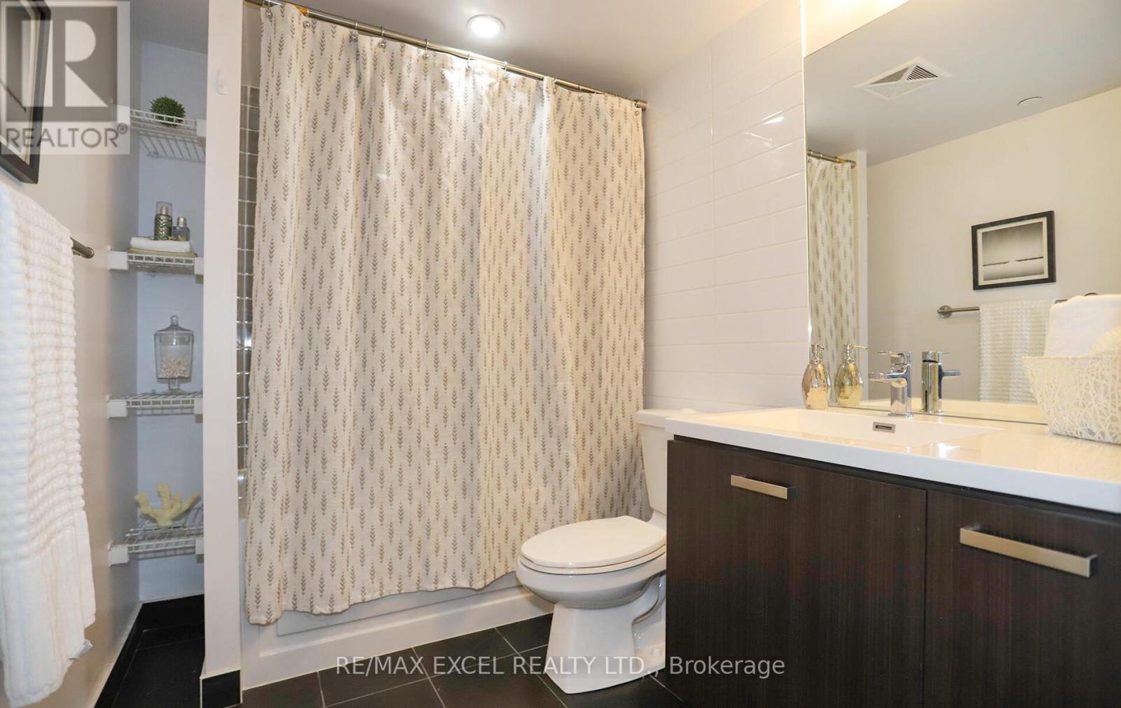 1804 - 125 Redpath Avenue, Toronto, Ontario  M4S 0B5 - Photo 16 - C12269055