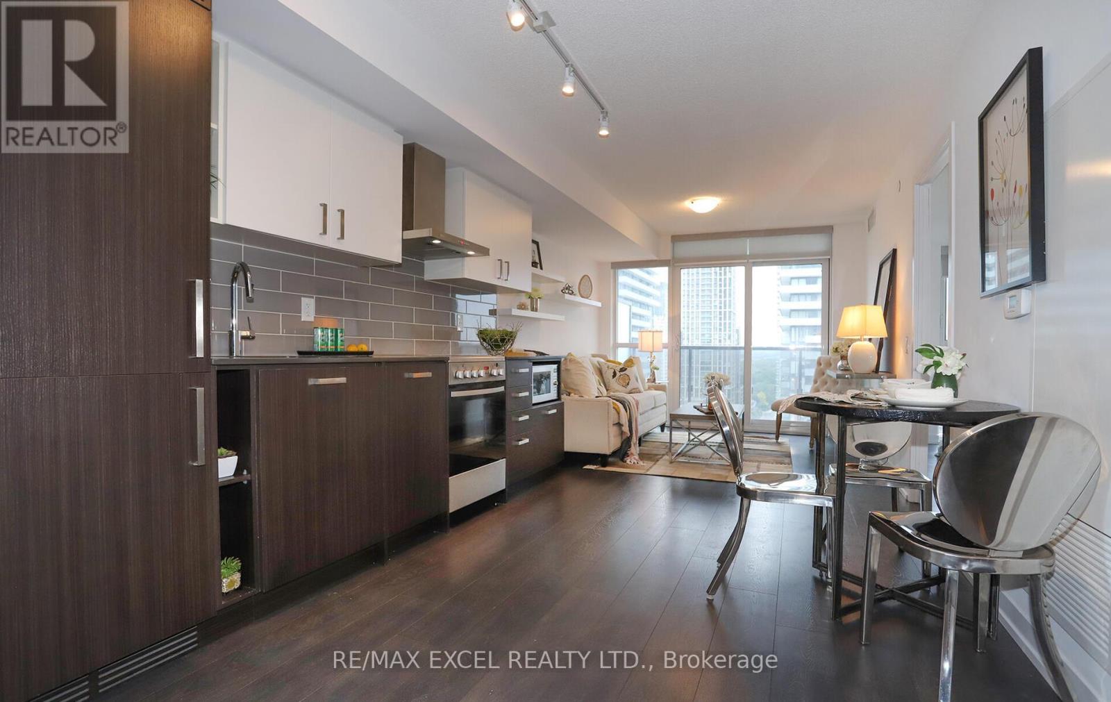 1804 - 125 Redpath Avenue, Toronto, Ontario  M4S 0B5 - Photo 9 - C12269055