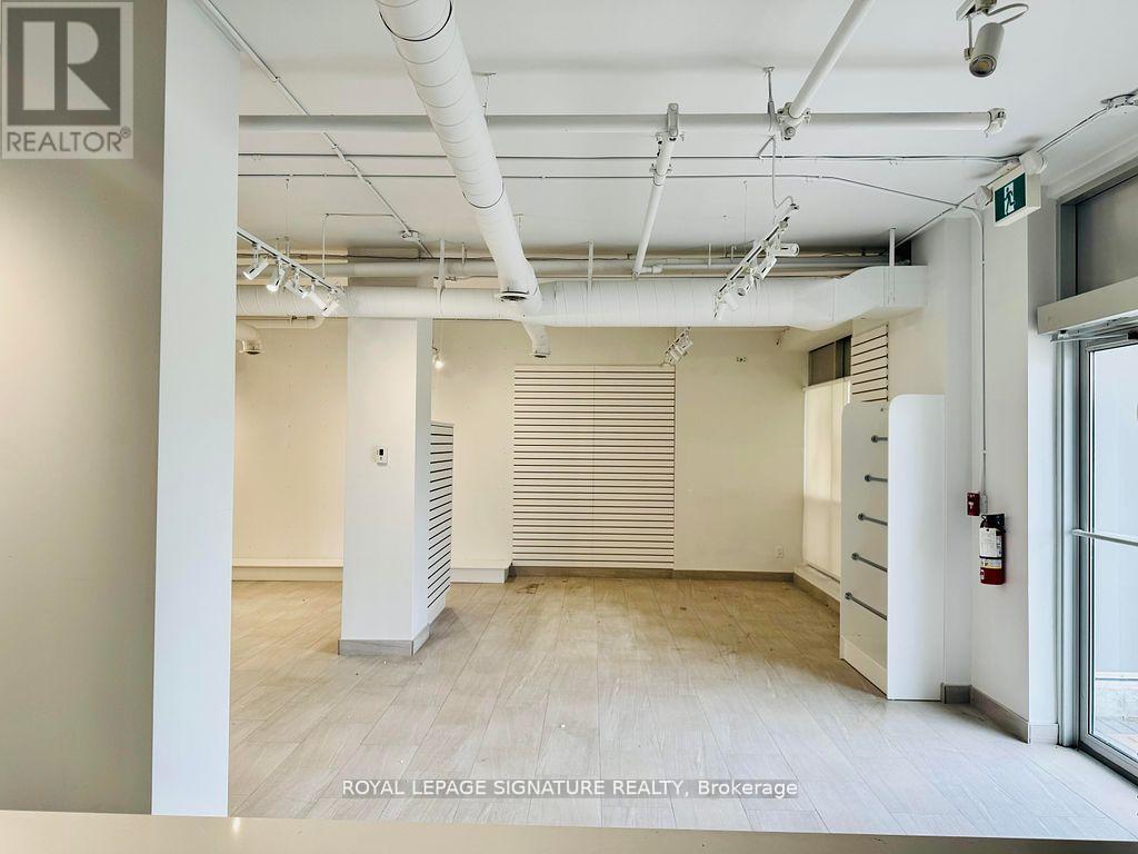 Unit 109 - 3330 Bur Oak Avenue, Markham, Ontario  L6B 1P4 - Photo 10 - N12276172