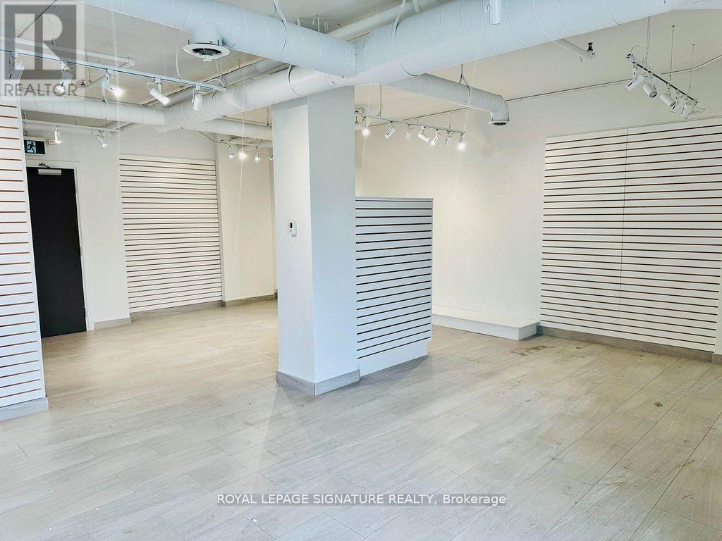 Unit 109 - 3330 Bur Oak Avenue, Markham, Ontario  L6B 1P4 - Photo 5 - N12276172