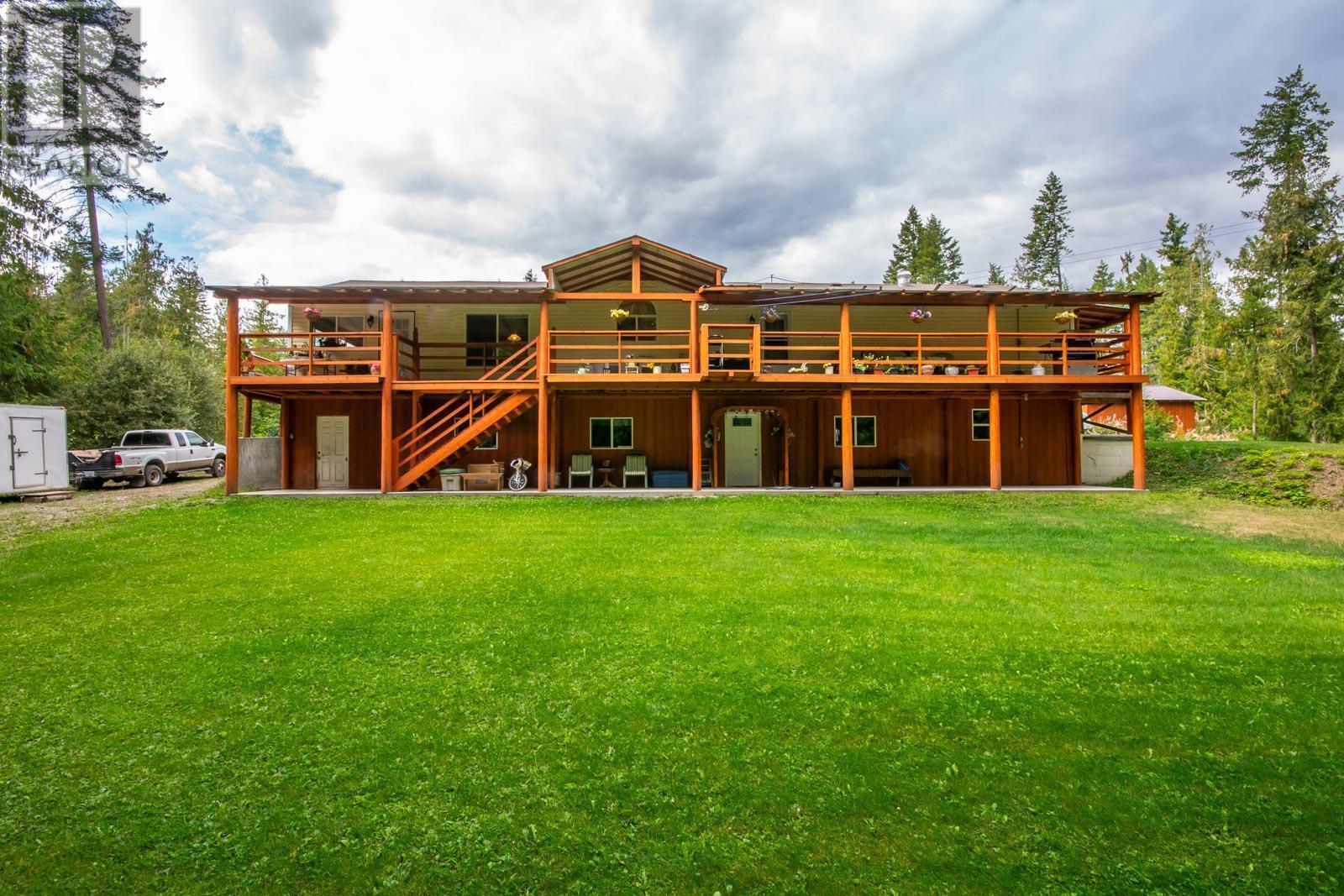 2681 Trans Canada Hwy., Sorrento, British Columbia  V0E 2W0 - Photo 6 - 10355407