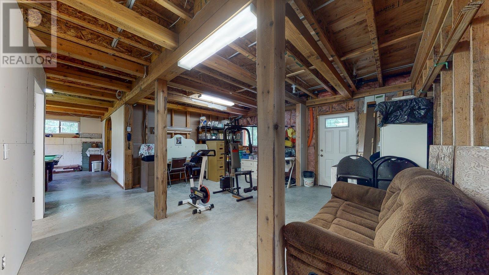 2681 Trans Canada Hwy., Sorrento, British Columbia  V0E 2W0 - Photo 30 - 10355407