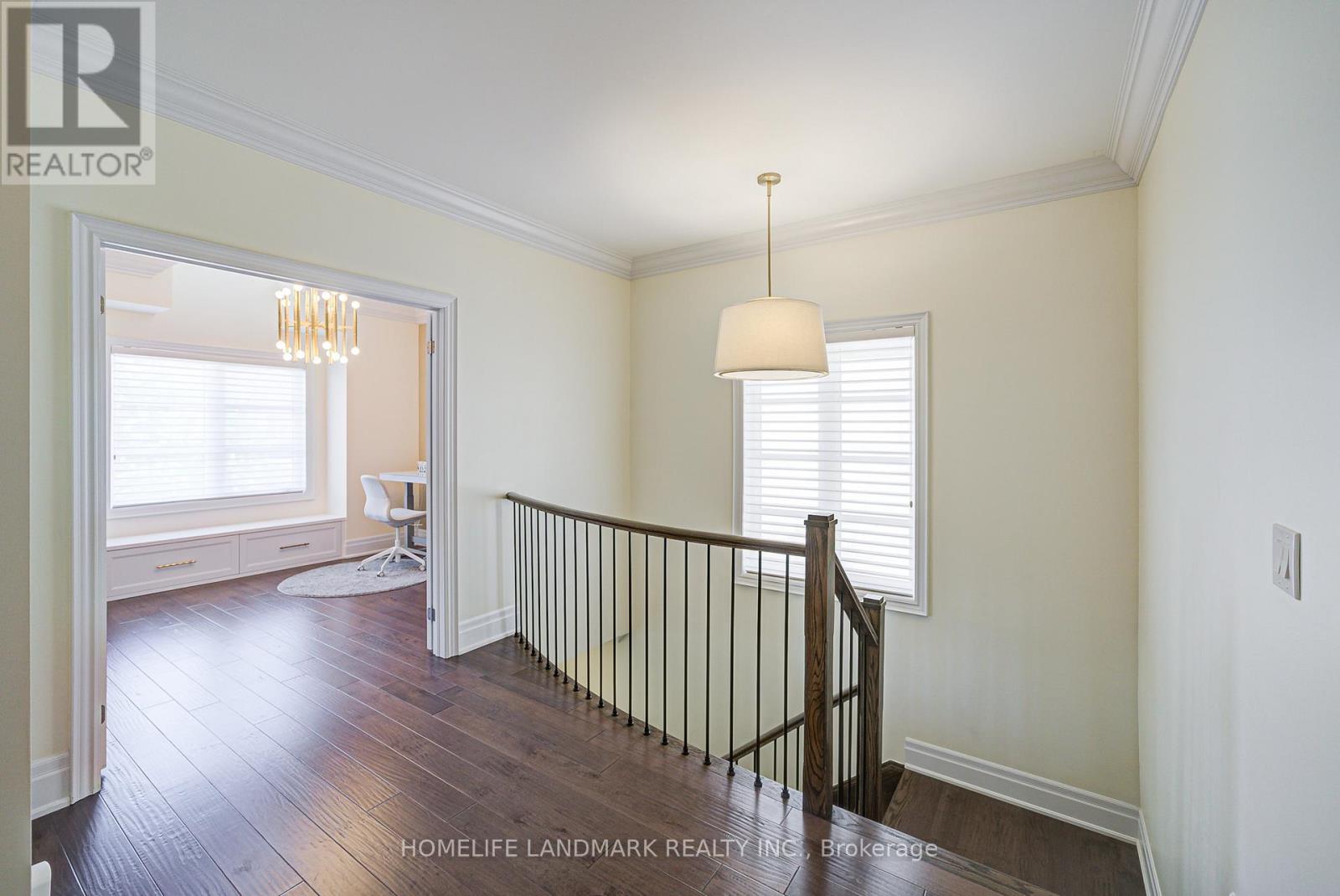 343 Tudor Avenue, Oakville, Ontario  L6K 0G8 - Photo 23 - W12276202