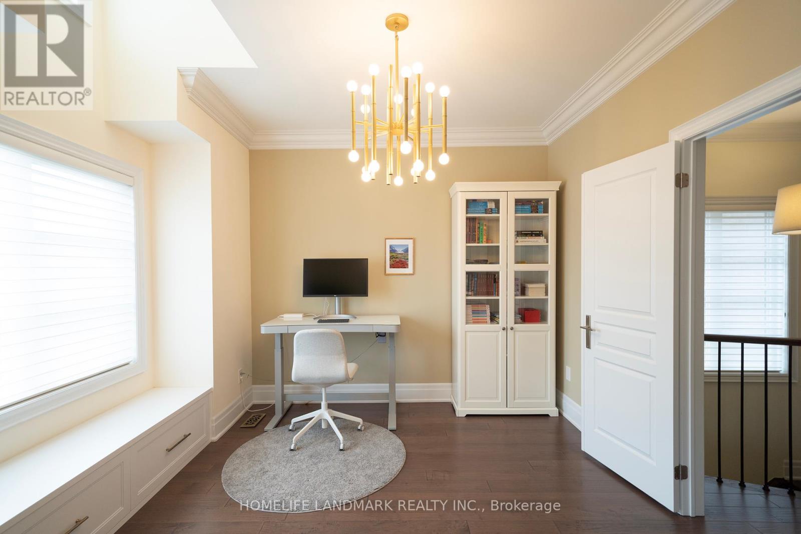 343 Tudor Avenue, Oakville, Ontario  L6K 0G8 - Photo 25 - W12276202