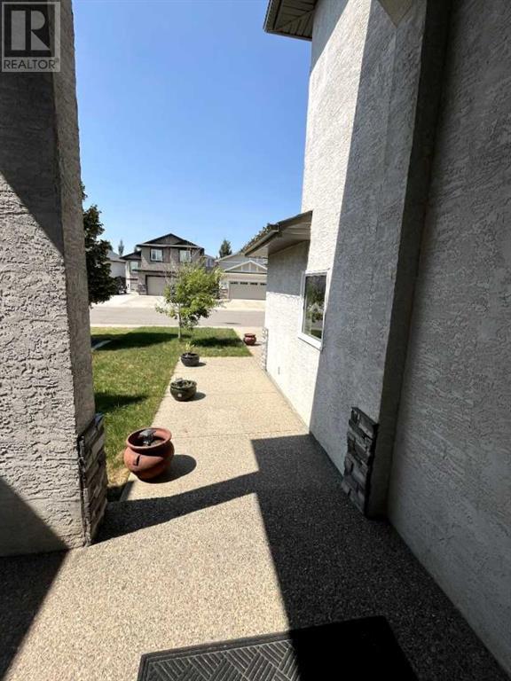 Property at 226 Gateway Manor S image 3