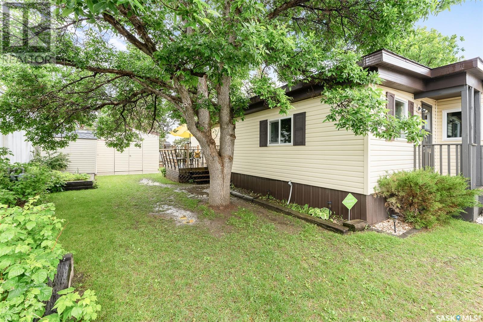 121 Larch Street, Caronport, Saskatchewan  S0H 0S0 - Photo 28 - SK012025