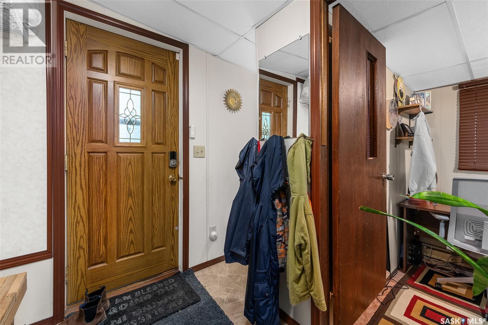 121 Larch Street, Caronport, Saskatchewan  S0H 0S0 - Photo 3 - SK012025
