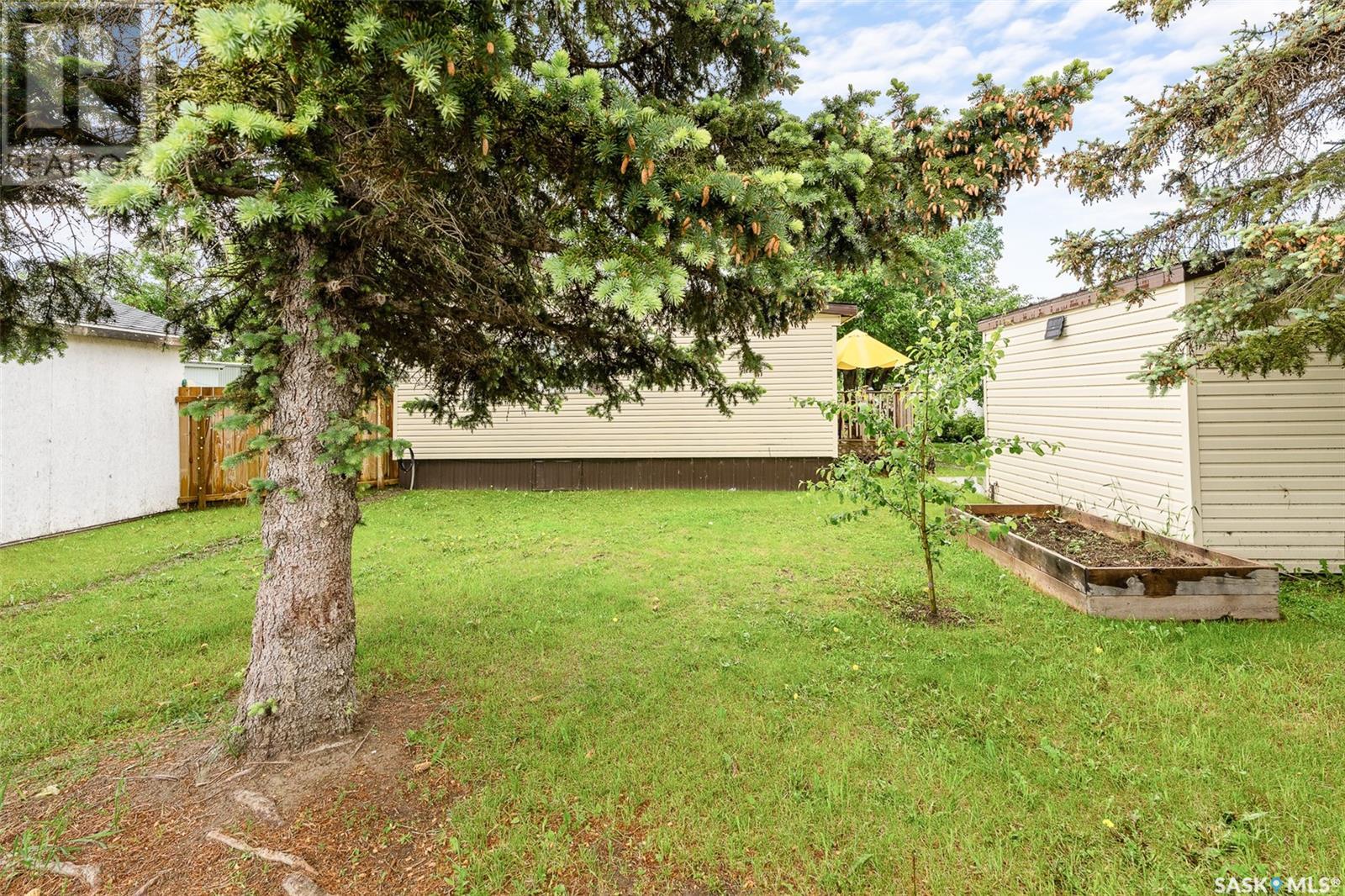 121 Larch Street, Caronport, Saskatchewan  S0H 0S0 - Photo 32 - SK012025