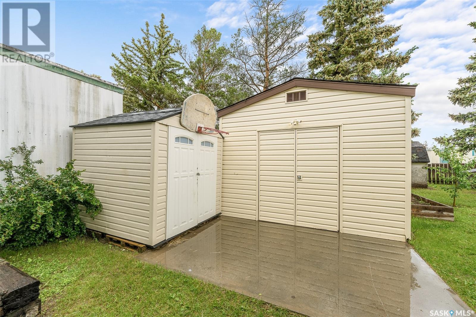 121 Larch Street, Caronport, Saskatchewan  S0H 0S0 - Photo 33 - SK012025