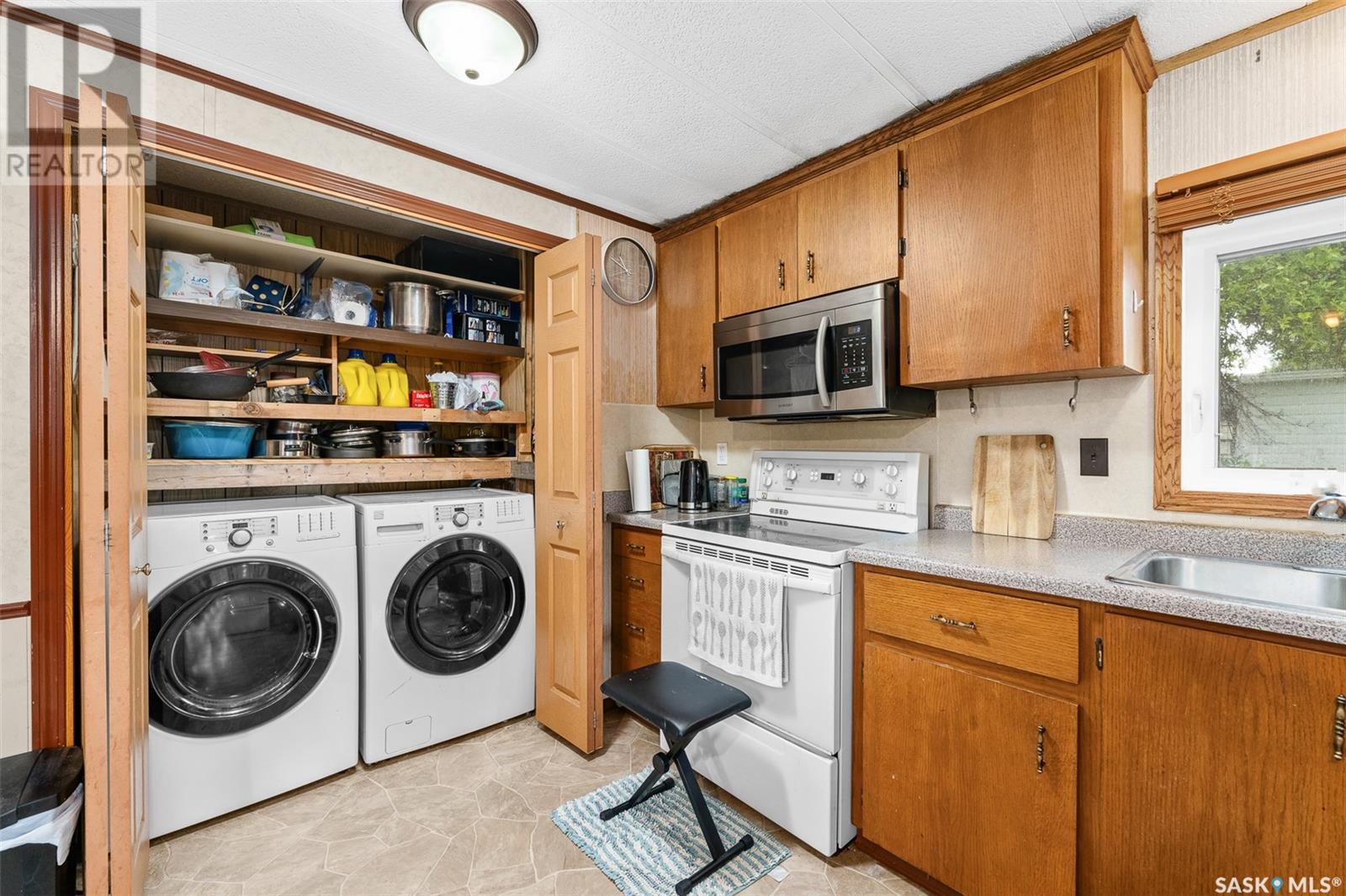 121 Larch Street, Caronport, Saskatchewan  S0H 0S0 - Photo 7 - SK012025