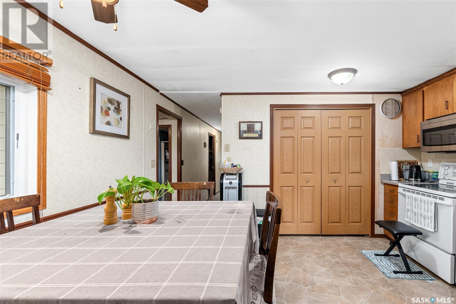 121 Larch Street, Caronport, Saskatchewan  S0H 0S0 - Photo 9 - SK012025