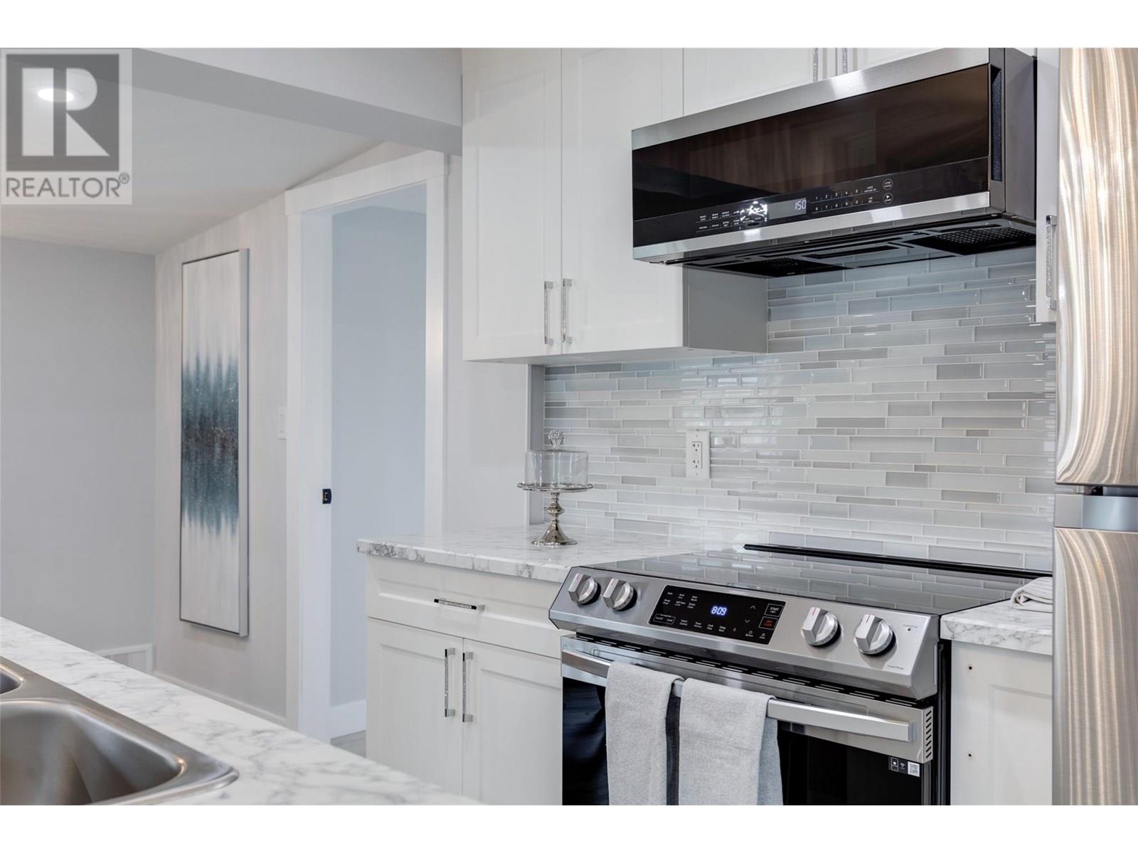 3535 Mcculloch Road Unit# 10, Kelowna, British Columbia  V1W 4R8 - Photo 5 - 10354951