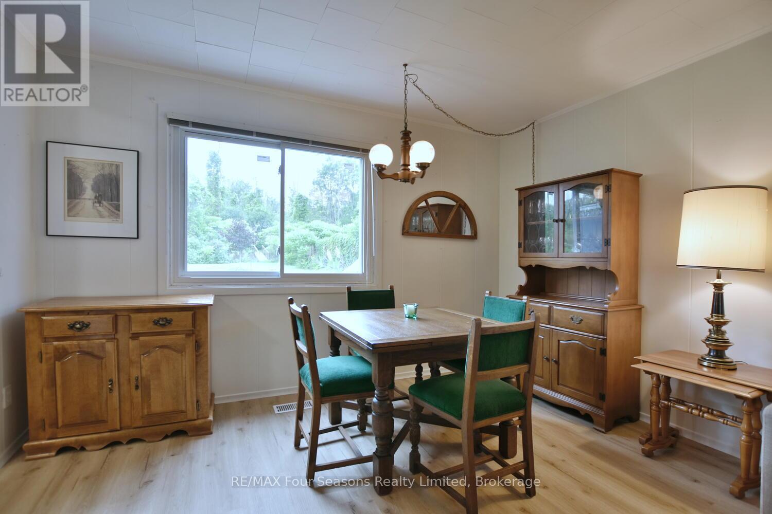 209540 Highway 26 W, Blue Mountains, Ontario  L9Y 0T1 - Photo 14 - X12276414