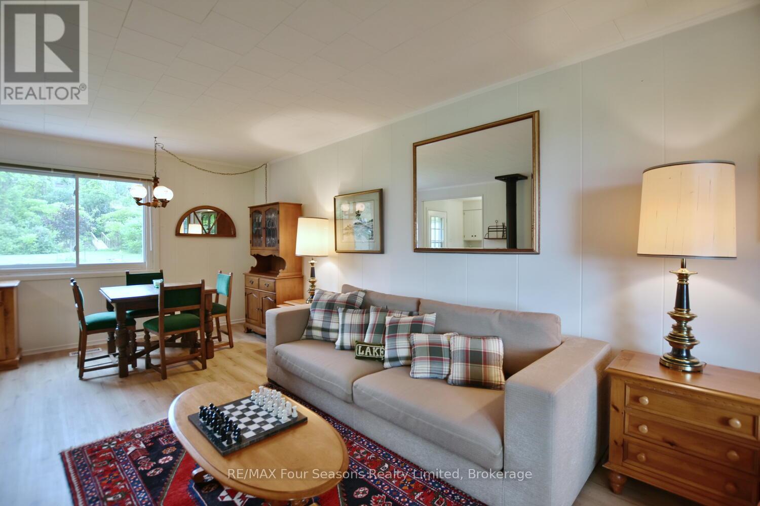 209540 Highway 26 W, Blue Mountains, Ontario  L9Y 0T1 - Photo 19 - X12276414