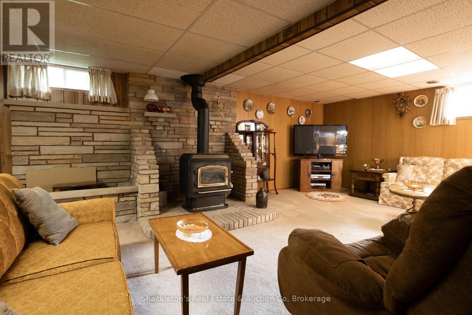 99 Ingersoll Street, St. Marys, Ontario  N4X 1B7 - Photo 15 - X12276437