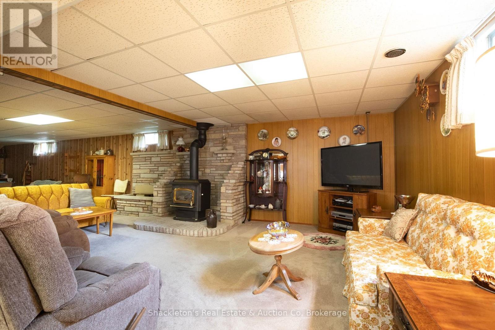 99 Ingersoll Street, St. Marys, Ontario  N4X 1B7 - Photo 16 - X12276437