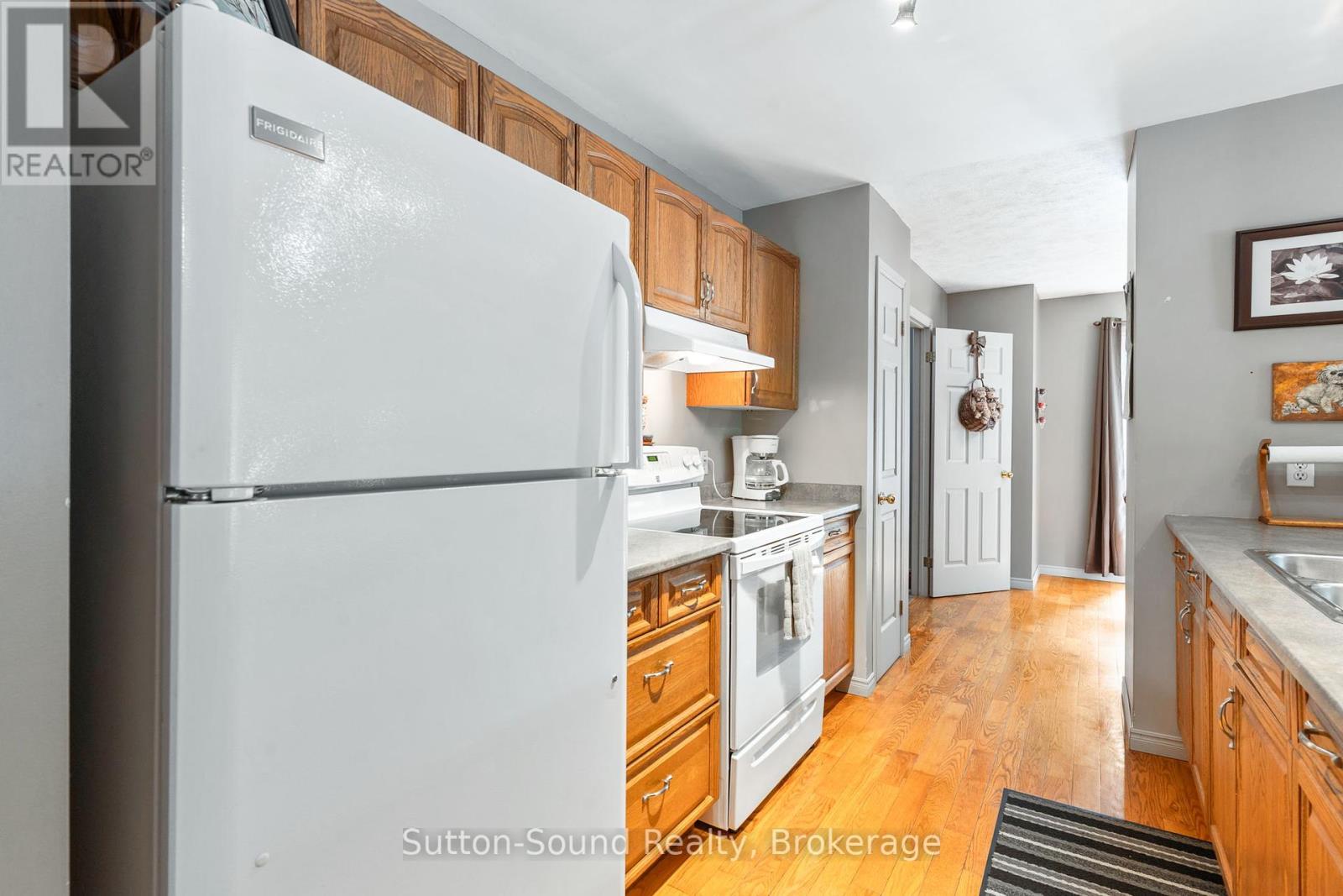 275 Centre Diagonal Road, South Bruce Peninsula, Ontario  N0H 2T0 - Photo 9 - X12276478